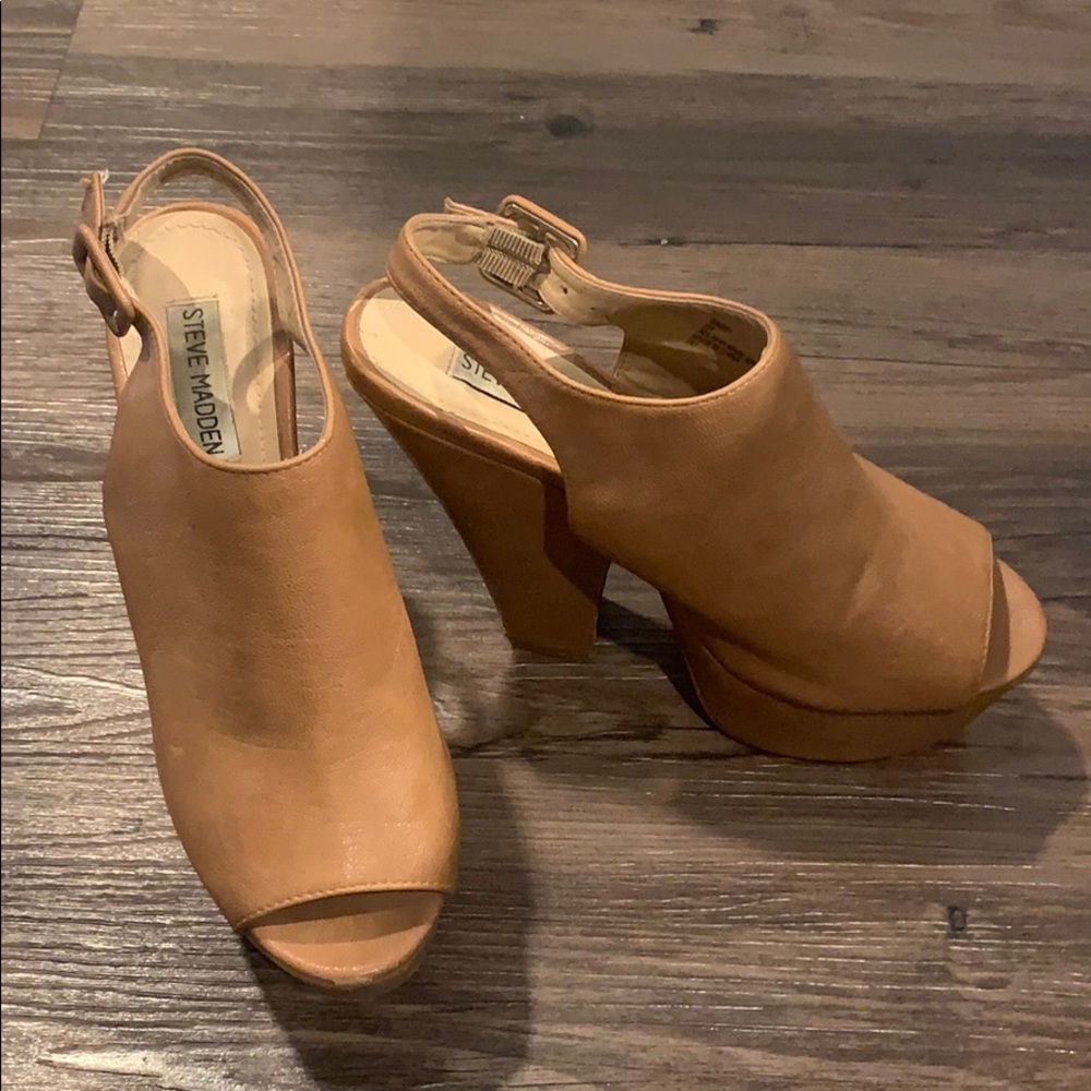 Steve Madden Platform Heels “Gabby”